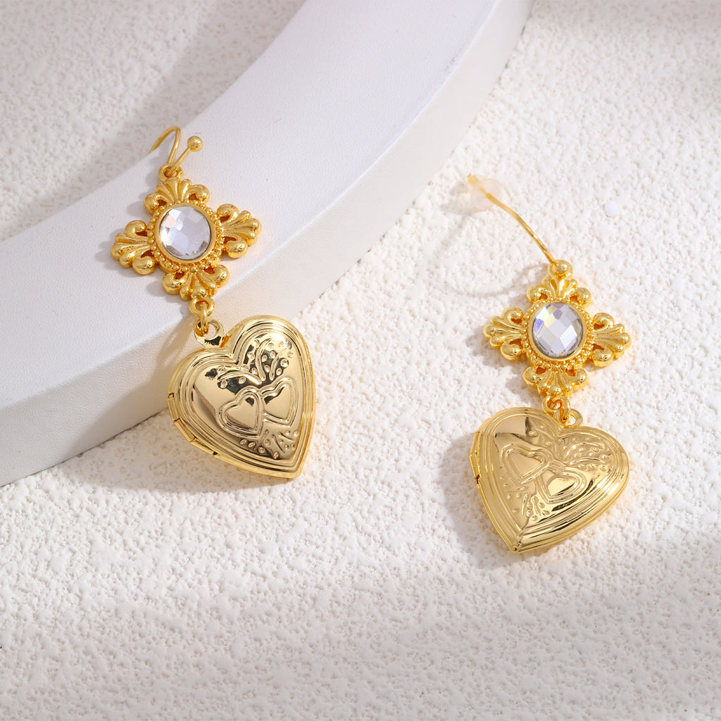 Palace retro temperament earrings, Spring and Autumn fashion peach heart earrings, higher-end earrings, French earrings